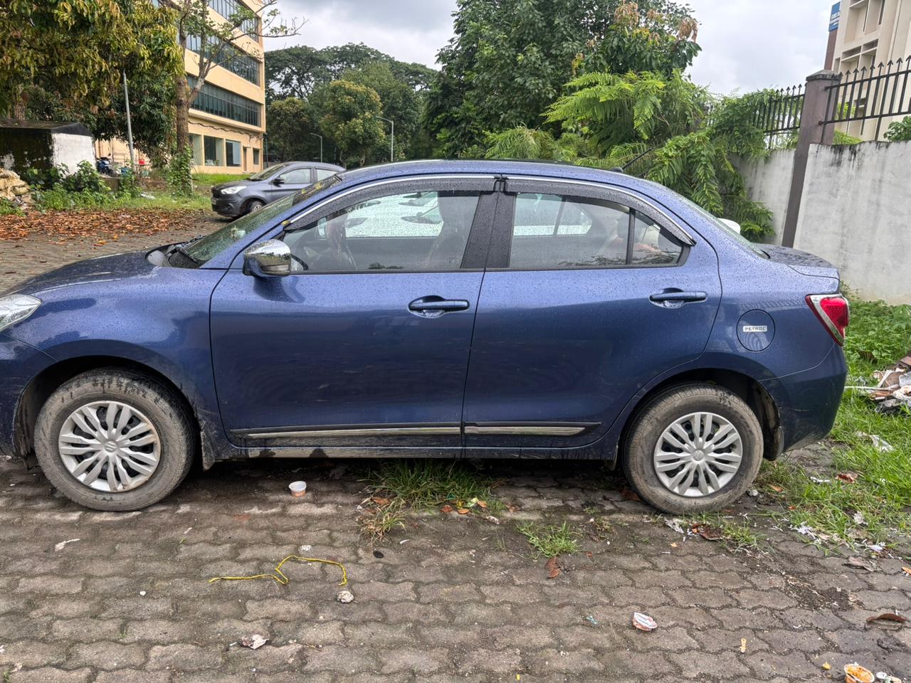 Swift Dzire thumbnail 7