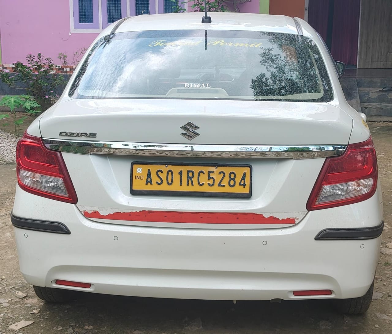 Swift Dzire thumbnail 3