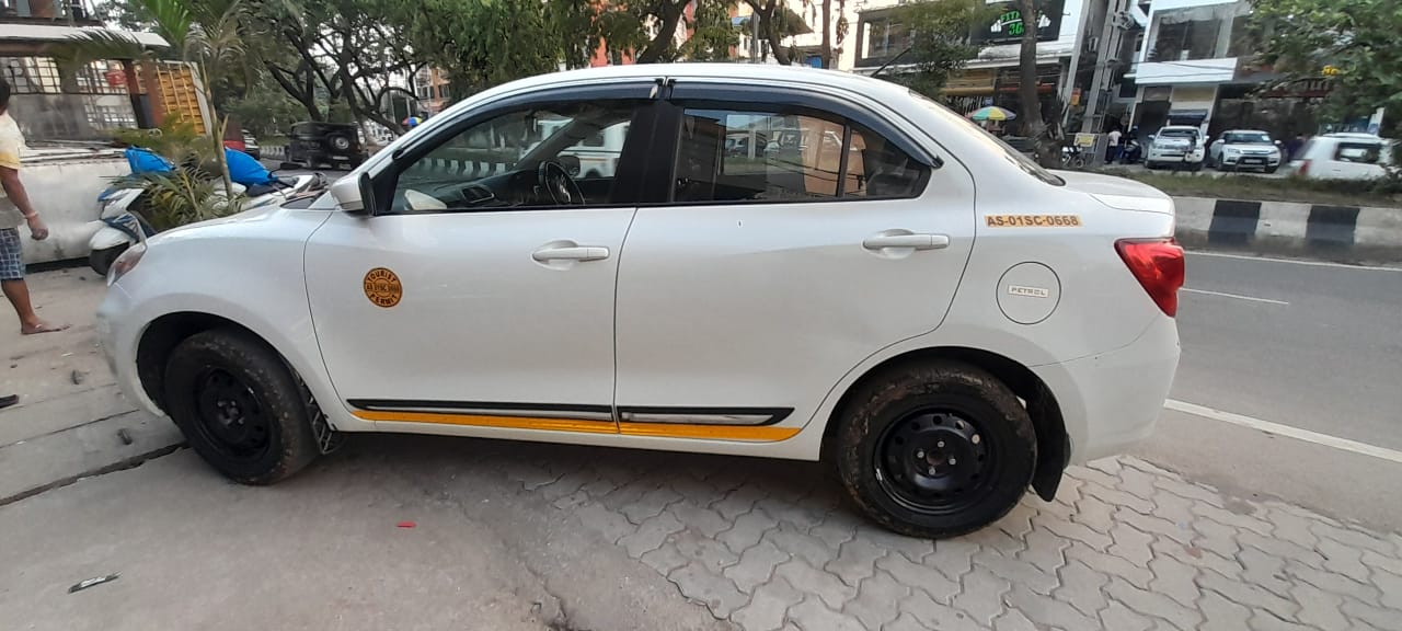 Suzuki Dzire VXi thumbnail 3