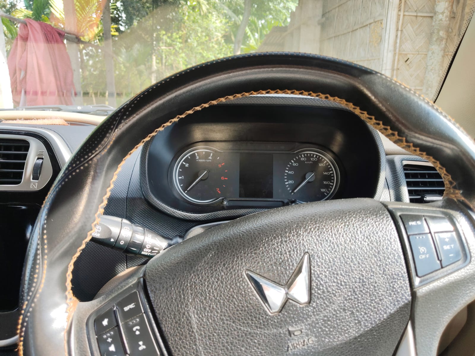 Mahindra Bolero thumbnail 4