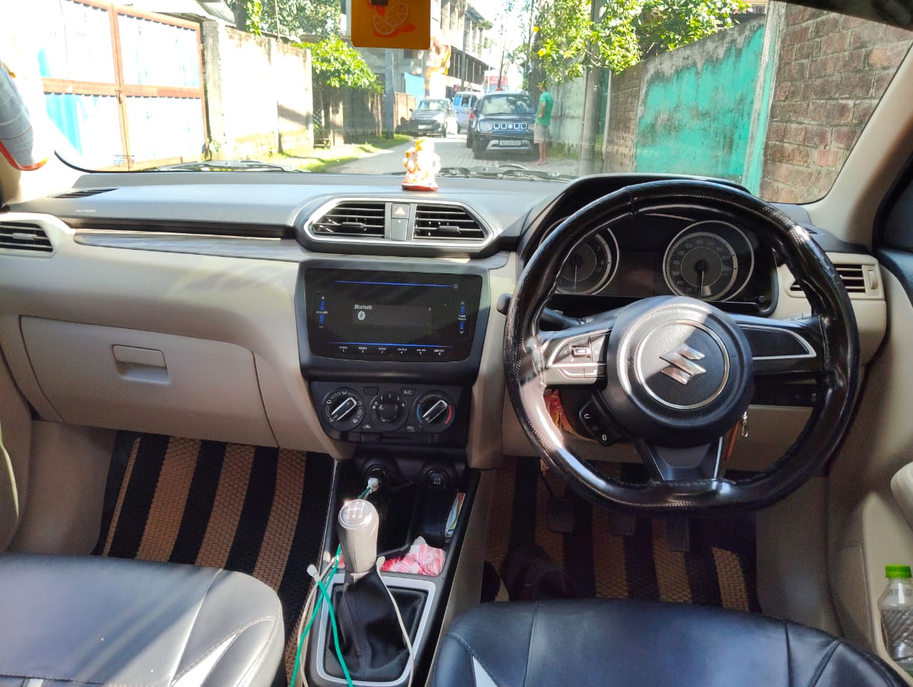 Swift Dzire thumbnail 6